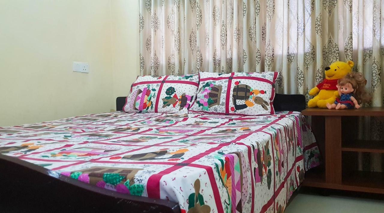Evergreen Kandy Bagian luar foto